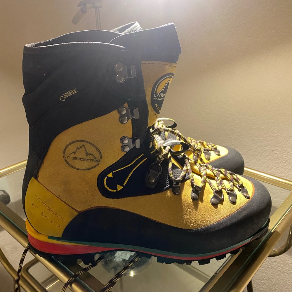 La Sportiva Nepal EVO GTX Mountaineering Boots - Size 10.5 (44) Men's.